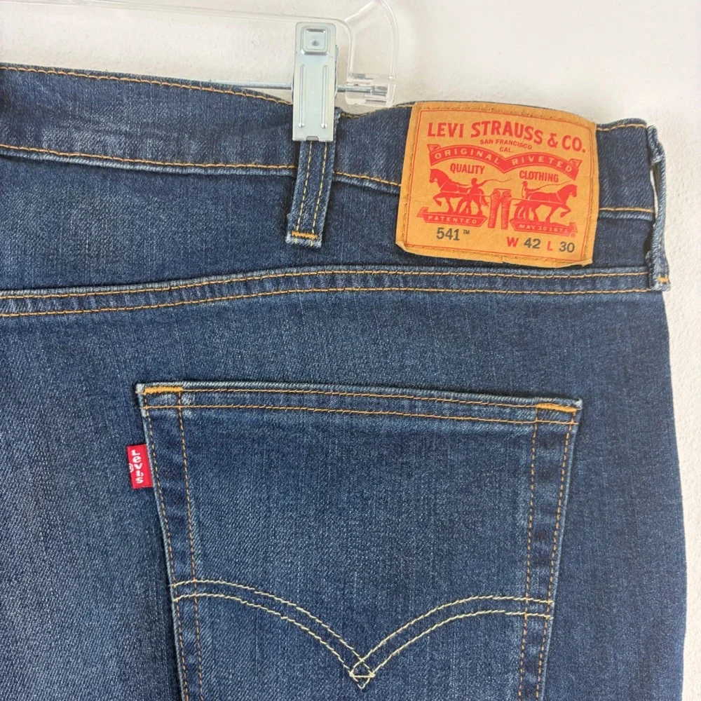 Levis levi 541